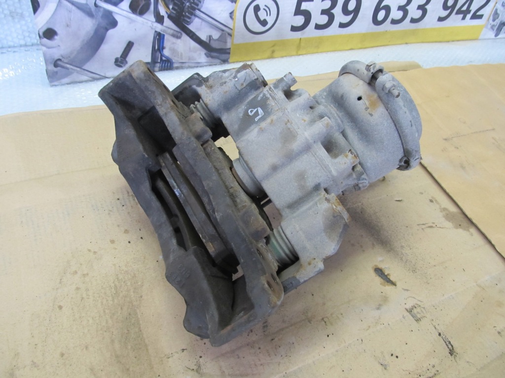 Renault midlum 180 супорт + привід лівий перед в Україні