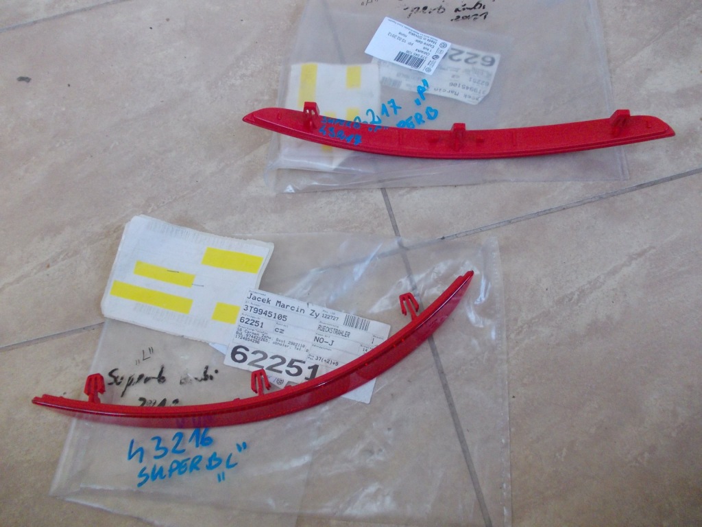 фото №1, Отражатель бампера superb '08-15 выбор новый oryg.