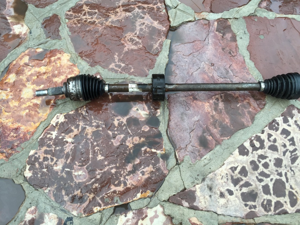 Купить Dacia logan 2 приводной вал правая 0.9tce