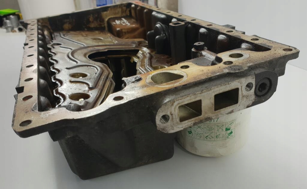 фото №3, Поддон масляная volvo 91352823