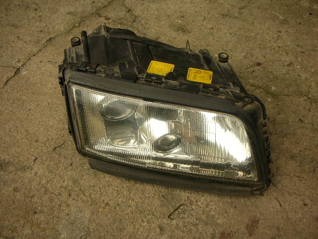 фото №1, Audi a-8 a8 a 8 97rok лампа