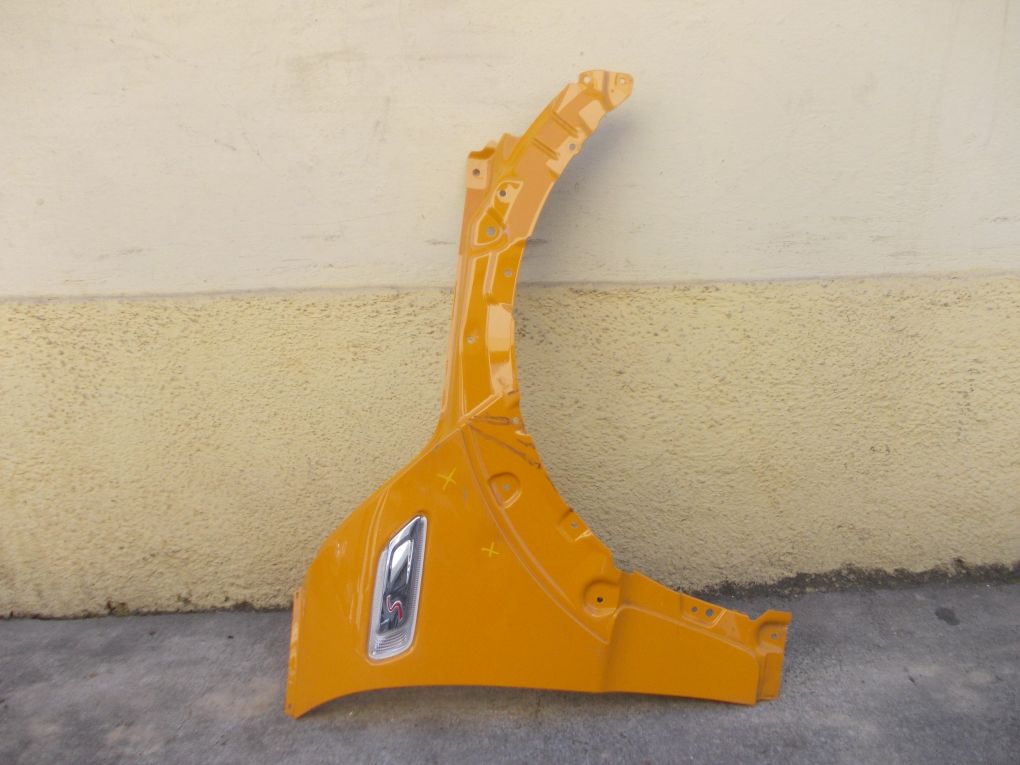 Купити Mini cooper clubman f54 крило передній правий