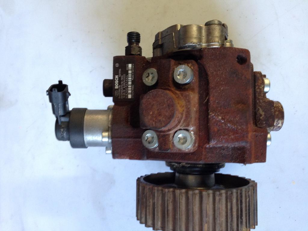 фото №2, Насос впрыскная scenic iii 1.9 dci 0445010281