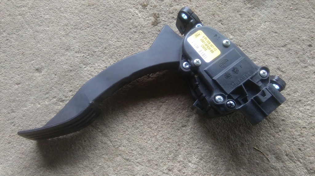 фото №1, Mazda 2 02-07 педаль газу