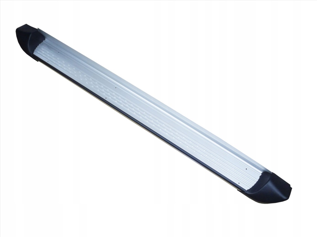 фото №1, Hilux 05-15 подножка пороговый порог правый