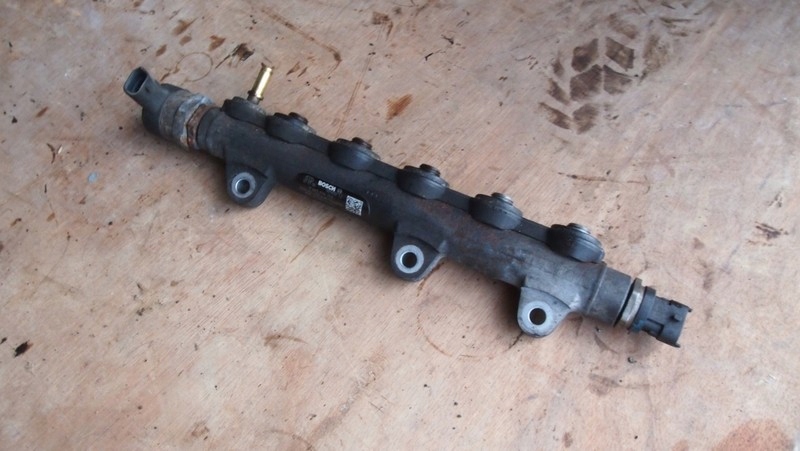 Датчик клапан топлива trafic 2.0 dci m9r 0281002753 Киев