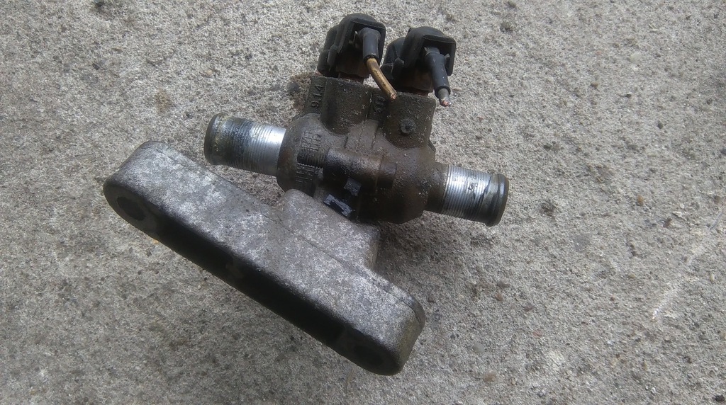 фото №1, Peugeot 206 2.0 hdi датчик wody патрубок