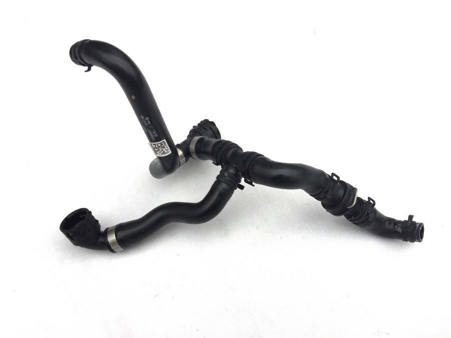 фото №1, Wąż wody 8w0122449at audi a4 a5 8w