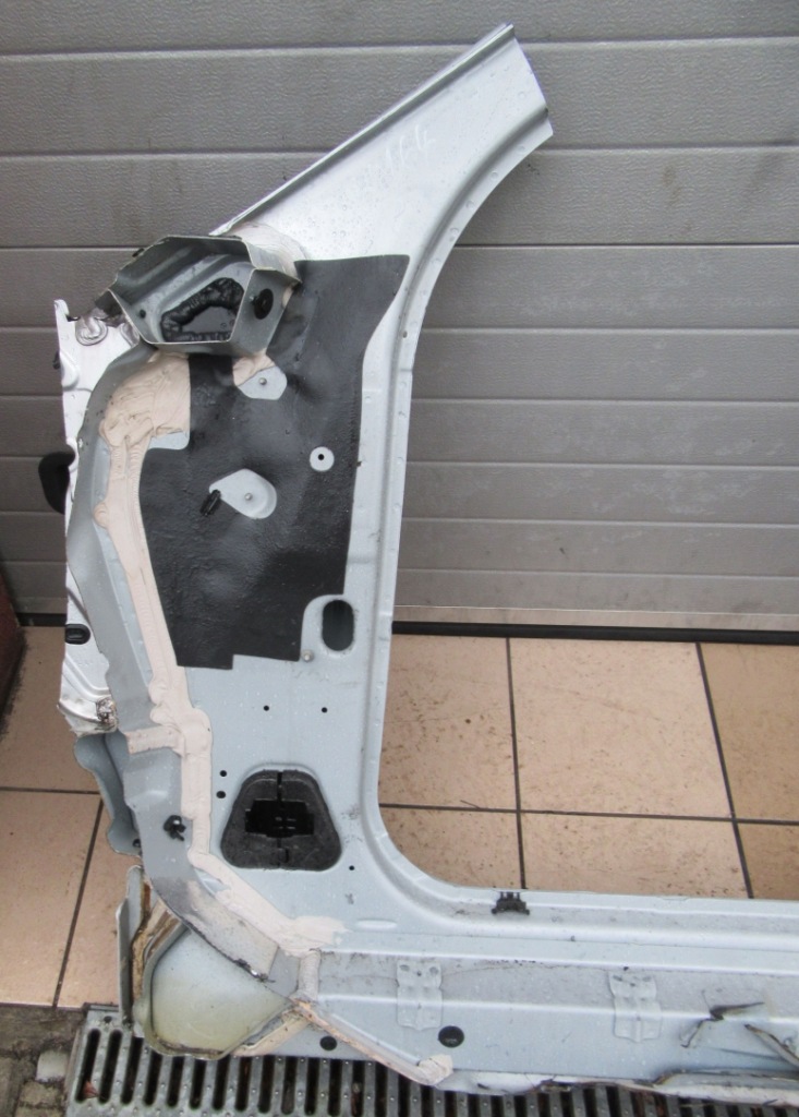 Поріг стійку  правий чверть mercedes ml w164 775 Зі Шроту