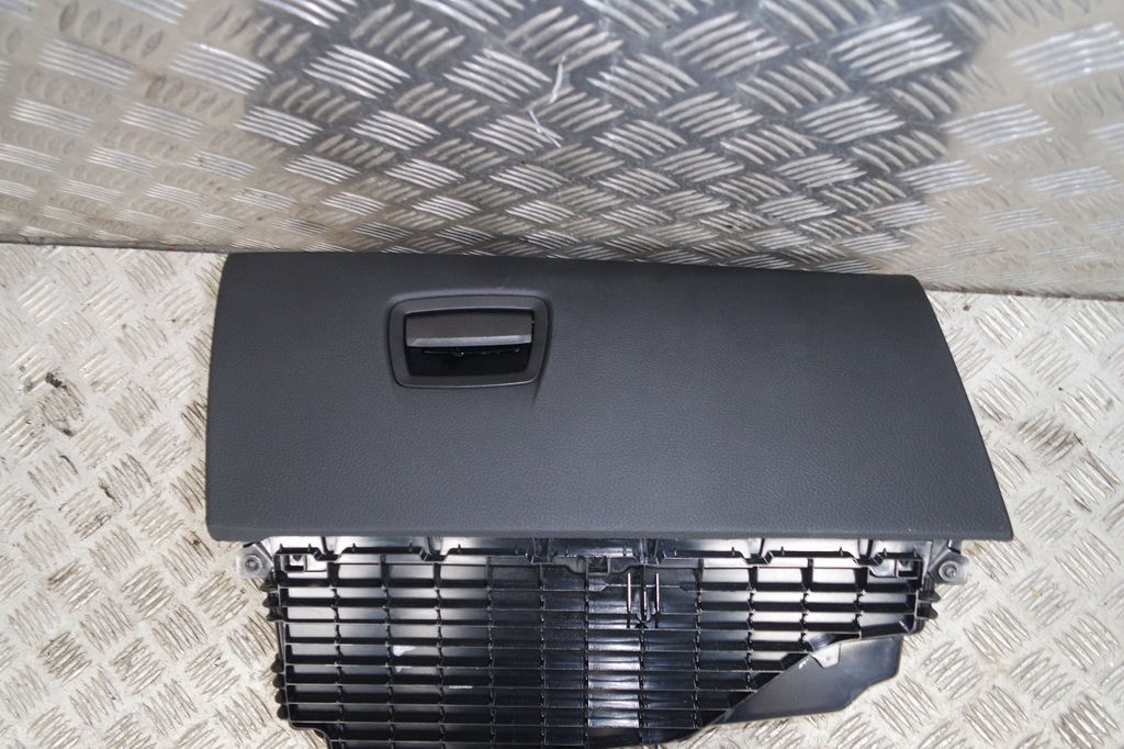 фото №1, Бардачок пассажира bmw 5 f11 f10 чёрный