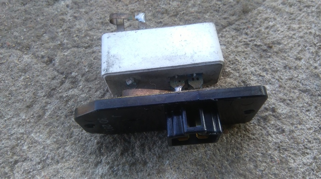 фото №1, Mitsubishi space star lift резистор резистор