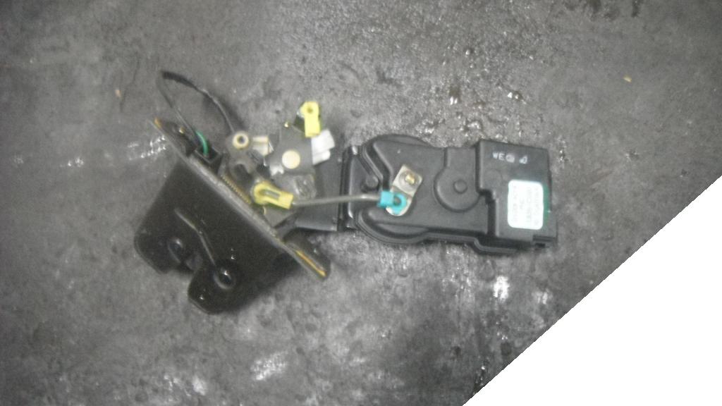 фото №1, Hyundai elantra 5d hb 00-06 замок крышки задний