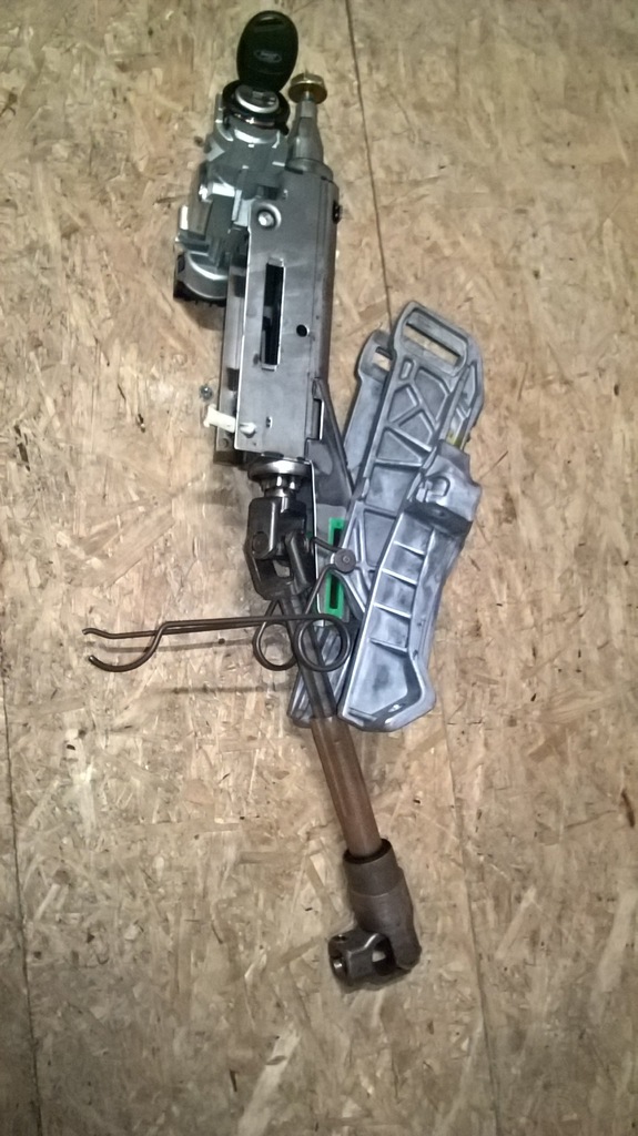 фото №1, Колонка рулевая ze замок зажигания ford focus mk2