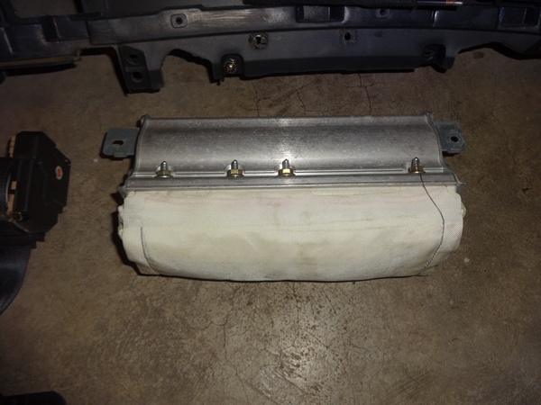 фото №5, Панель приладів панель  панель приладів lancia thesis подушка безпеки натягувач