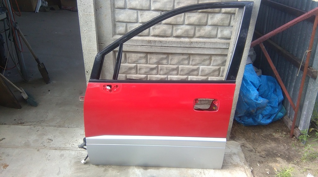 фото №1, Mitsubishi space runner 99-02 двері ліва передні