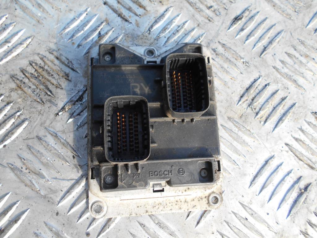 фото №1, Opel corsa бортовой компьютер 1.0 12v 0261204058 ry