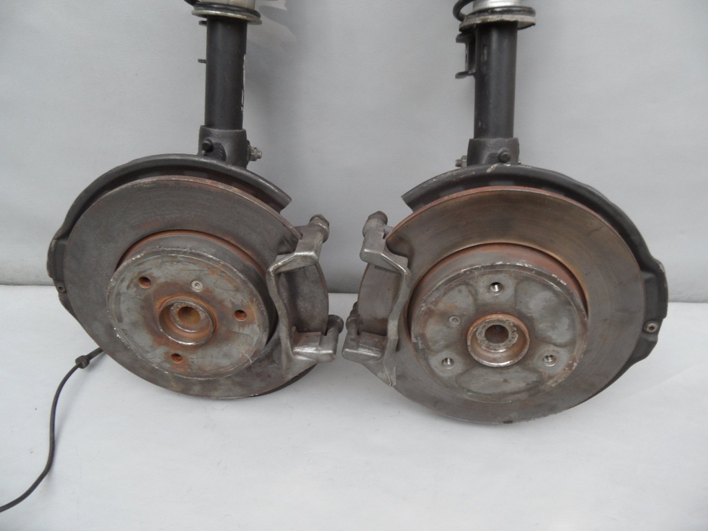 фото №1, Поворотний кулак ступиця лівий перед smart fortwo a451 2012