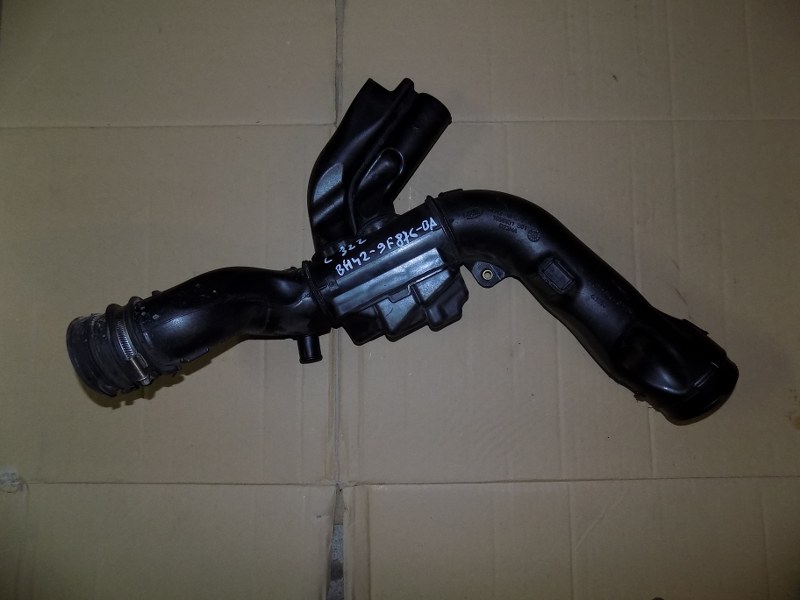 фото №1, Range rover vogue l322 4.4 tdv8 труба резонатор waz