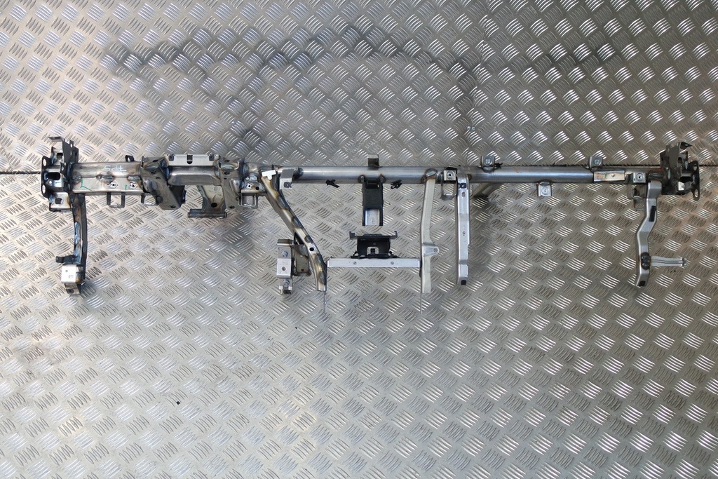 фото №1, Шток балка pod консоль porsche cayenne 7p5 lift