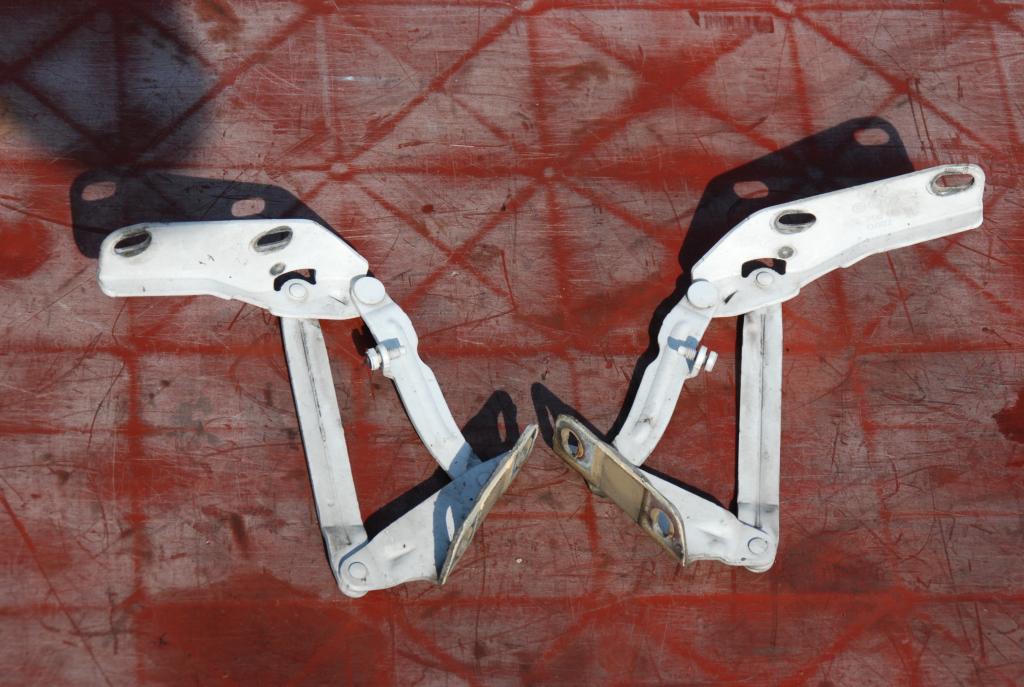 фото №1, Sprinter 906 crafter петля петлі капот