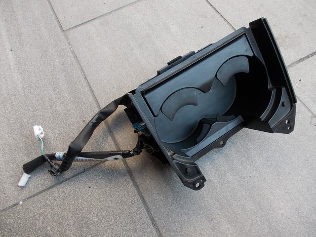 фото №1, Бардачок кронштейн na пляшка lexus rx350 '05 #