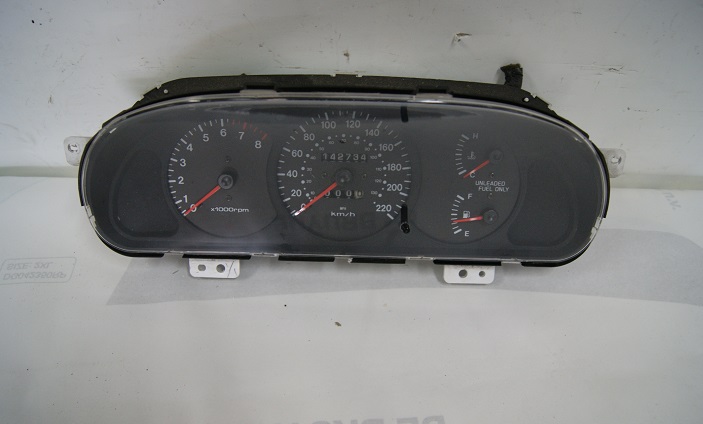 фото №1, Kia shuma i лічильник прилади euro