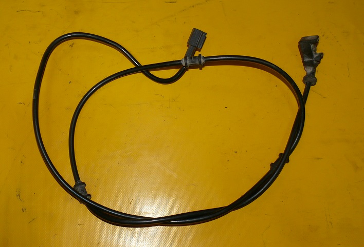 Купити Шланг датчика гальмівних колодок правий задній mercedes w140