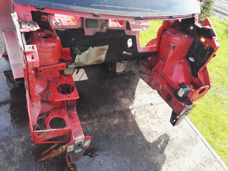 Четверть лонжерон порог trafic vivaro primastar Недорого