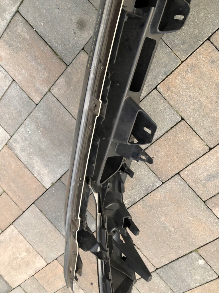 Ford transit connect решітка  решітка радіатора Ціна