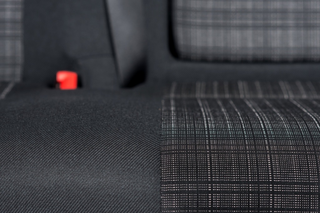 фото №4, Чехлы logo на заказ новый iveco daily vi 2014 +