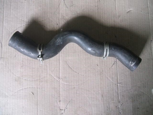 Купить Peugeot 407 hdi пабтрубок  труба воды радиатора жидкость