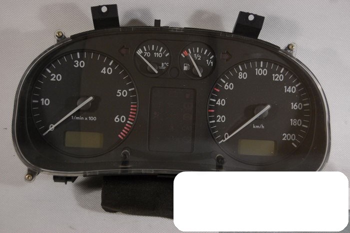 фото №1, Счетчик vw polo бензин 239522km
