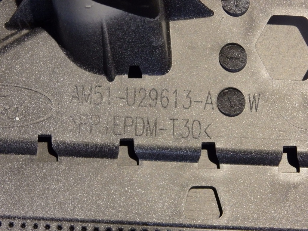 фото №4, Grand c-max крила накладка задня правий i лівий