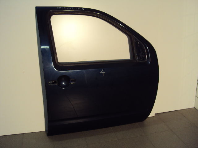 Двері правий перед nissan pathfinder r51 Доставка