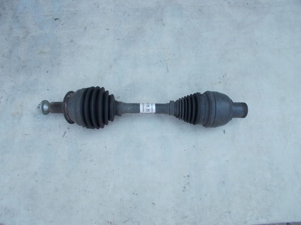 Купить Mercedes a w176 cla w117 приводной вал правая 2463309500