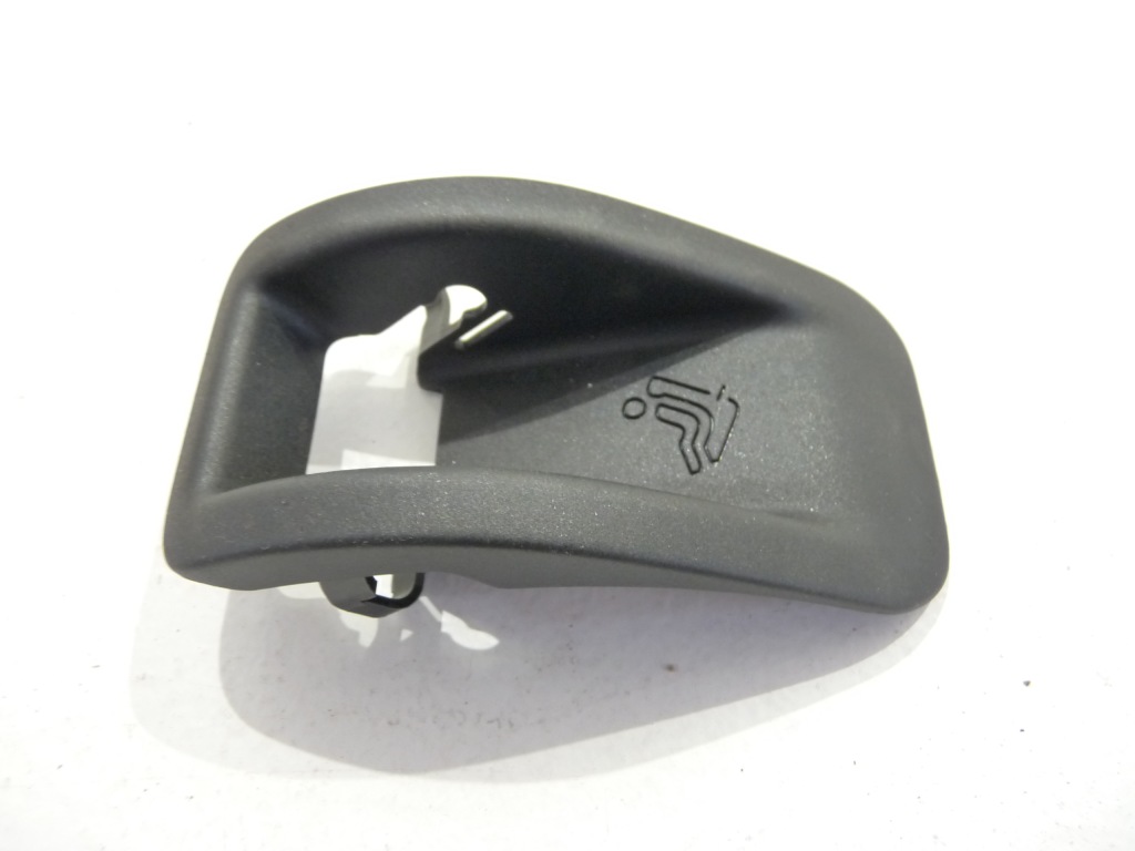 фото №1, Mbm vw touareg кронштейн дитяче крісло 7p6887233a