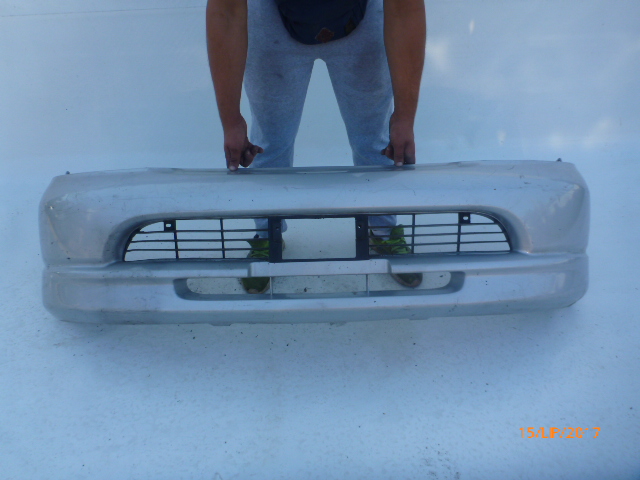 Купить Toyota hiace iv 4 95-05 бампер перед передний