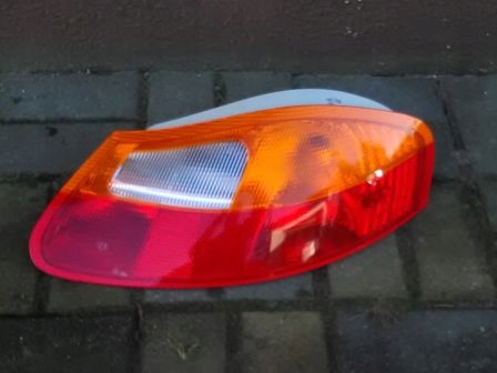фото №1, Porsche boxter 986 лампа правая задняя оригинал europa