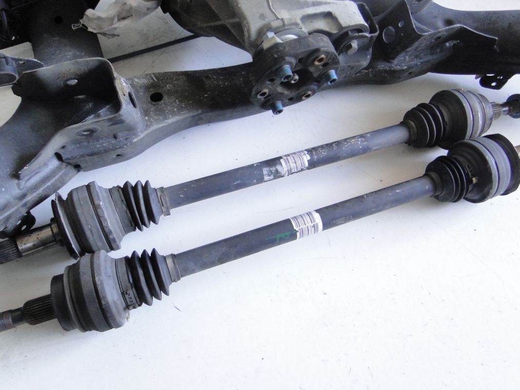 Mercedes ml w166 приводной вал задняя правая левая półośka Недорого