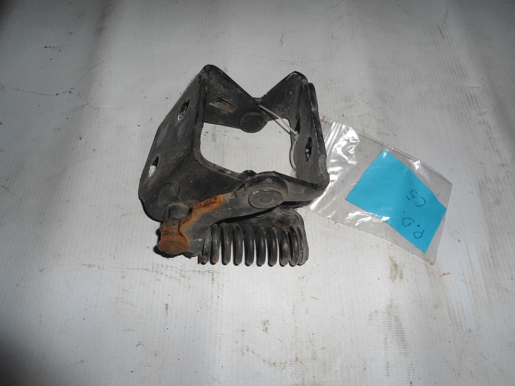 фото №1, Петля двері правих dół chevrolet corvette c5 00r