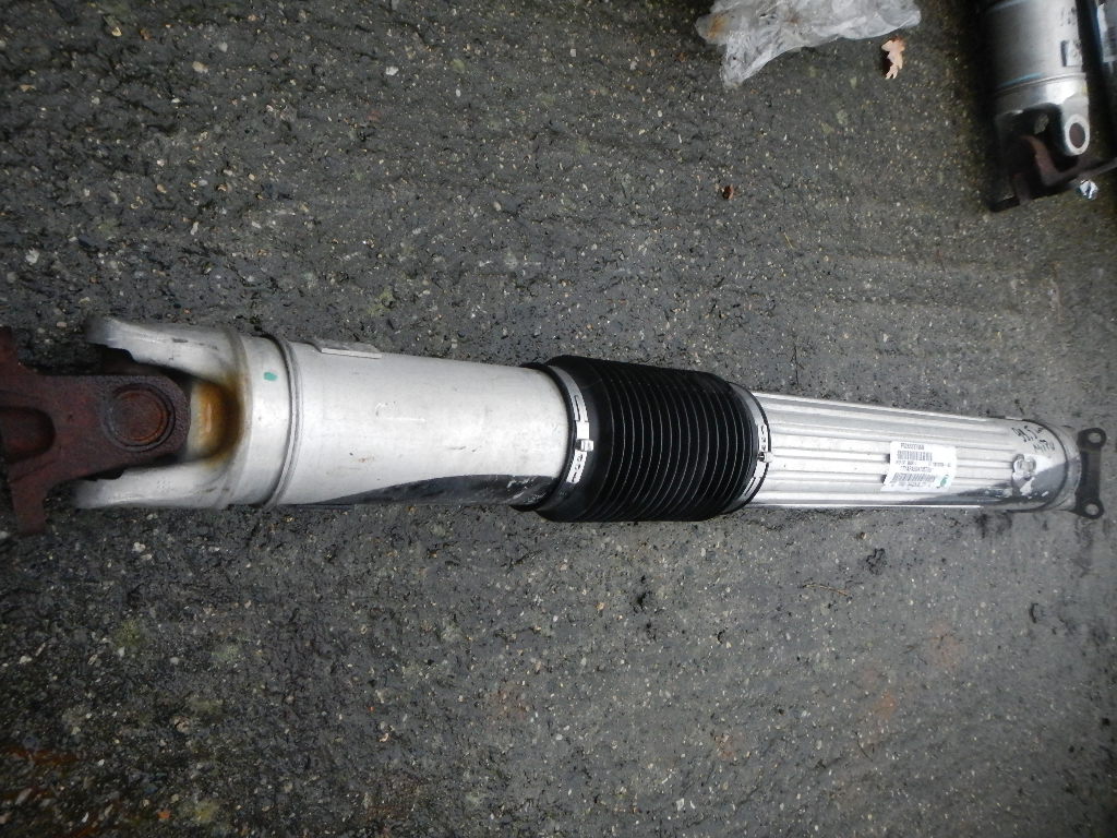 фото №1, Dodge nitro 2007-2011 52853370ab wał приводной