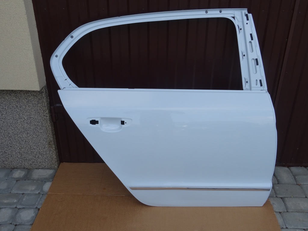 фото №1, Skoda superb ii hb 5d дверь задняя задние правое ls9r