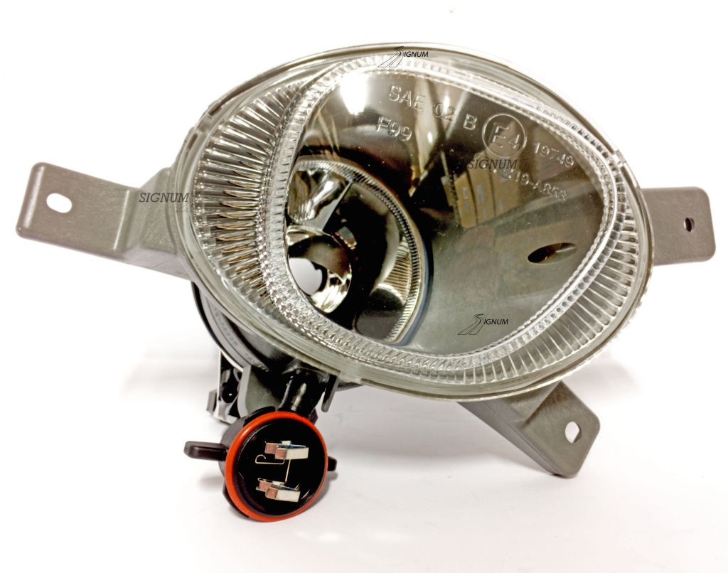 Купить Volvo xc70 00-07 + цоколь противотуманная фара новый правый