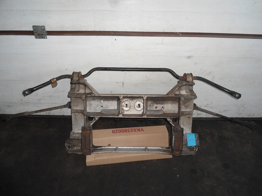 фото №1, Підрамник задня chevrolet corvette c5 2000r