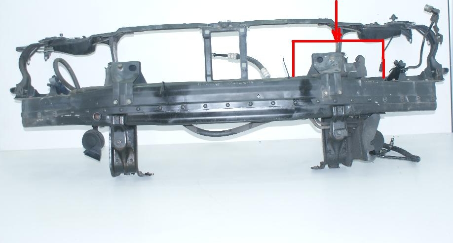 Купити Кронштейн бампера фара лівий mercedes cl w215