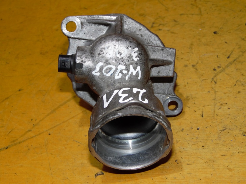 фото №7, Корпус термостата mercedes w203 3.0b a2722000115