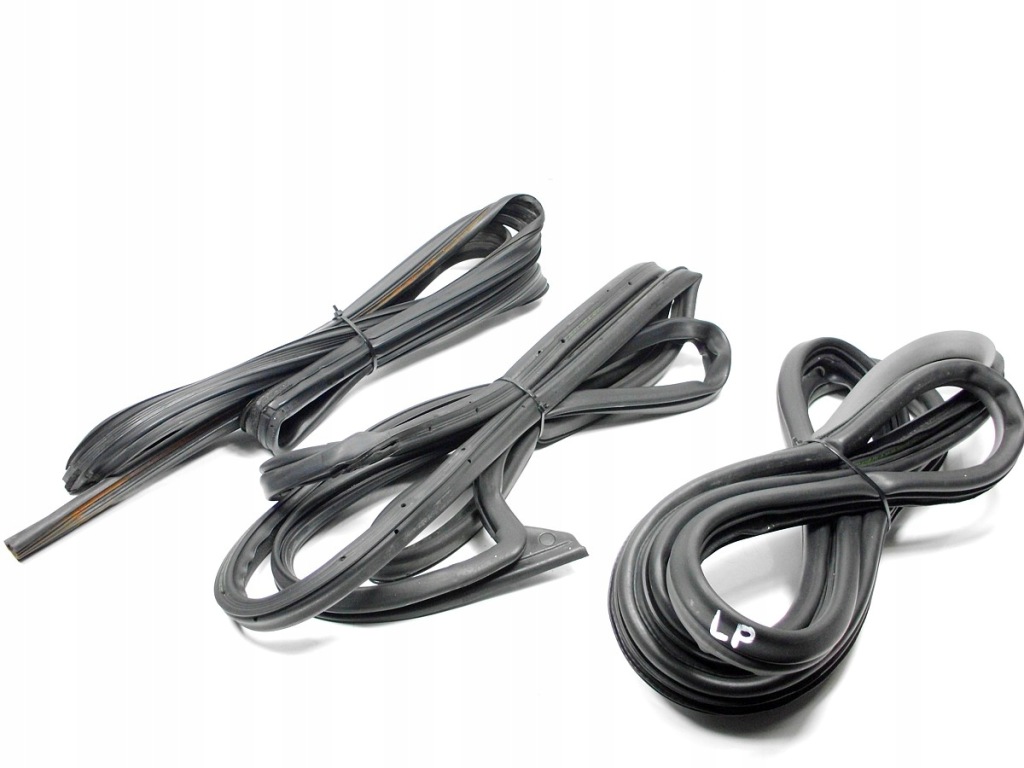 фото №3, Ssangyong rodius прокладка дверь перед задняя комплект