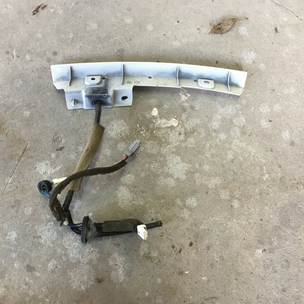 Nissan leaf омыватель крышки задний Цена