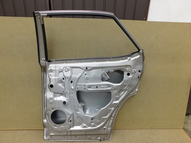 Дверь правое  задняя правый  задняя lexus rx 4 iv 2015- Доставка