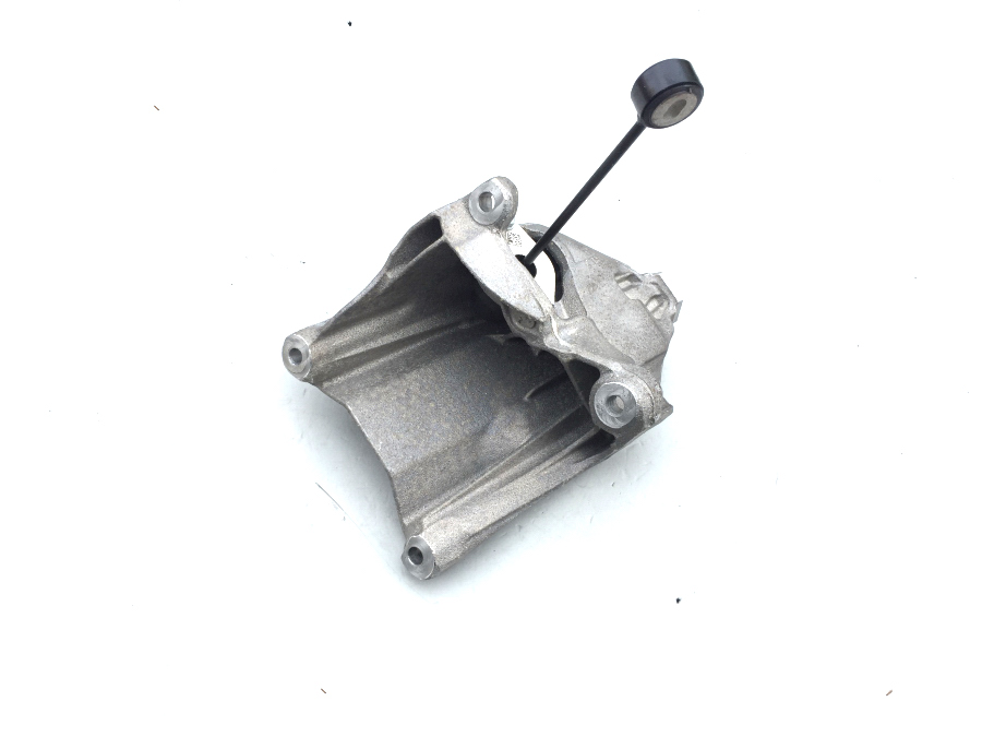 фото №1, Опора двигателя 4m0199307bh audi a4 a5 8w